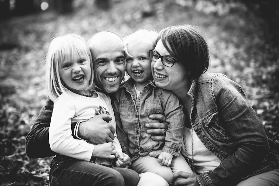 PHOTOGRAPHE ENFANT | SEANCE ENFANT EN FORET | LA FAMILLE O | LOIRE & HAUTE-LOIRE